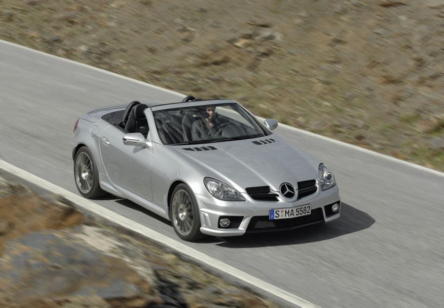  Mercedes-Benz SLK55 AMG 2008 года  (фото 23 из 77)